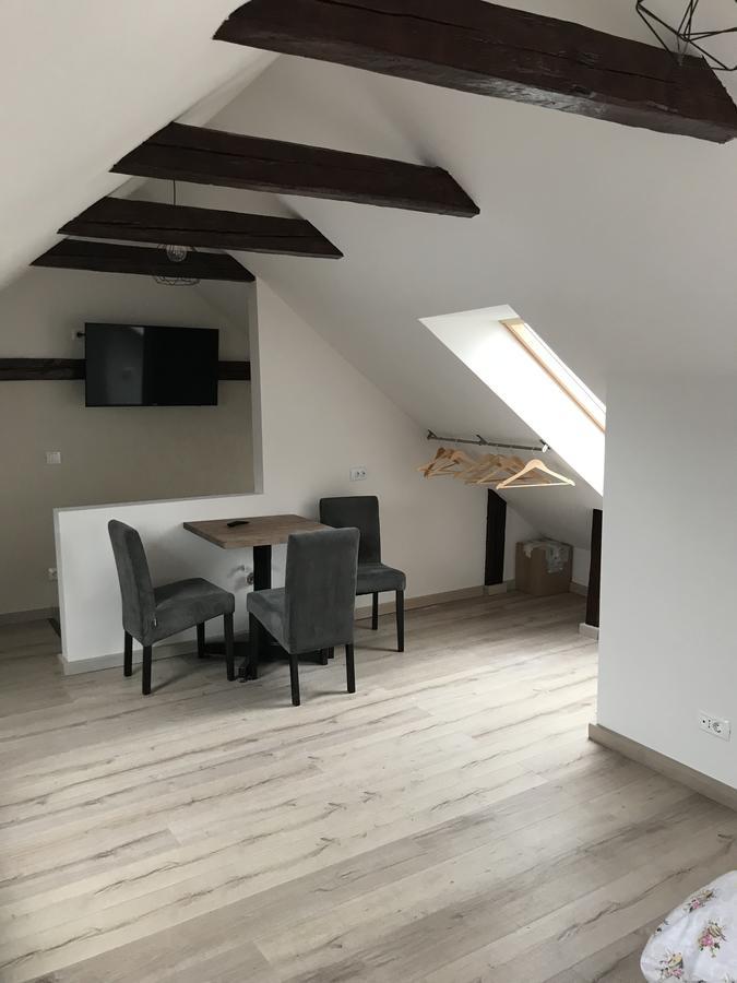 House 54 Hotel Брашов Екстериор снимка