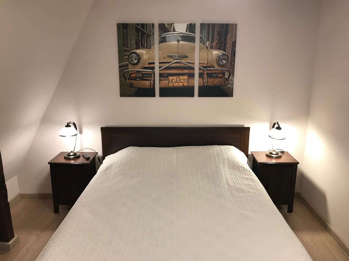 House 54 Hotel Брашов Екстериор снимка
